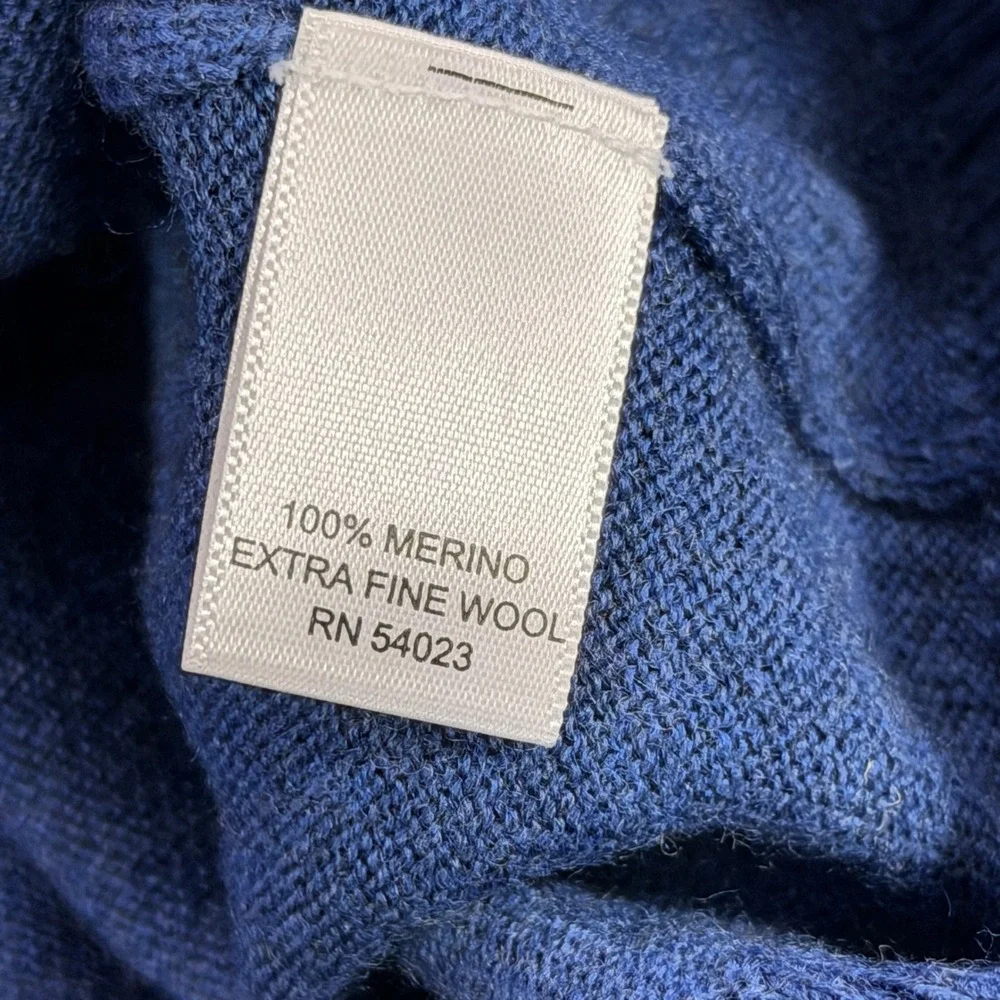 Banana Republic Sweater Mens Large Blue Extra Fine Merino Wool V-Neck 769350-03